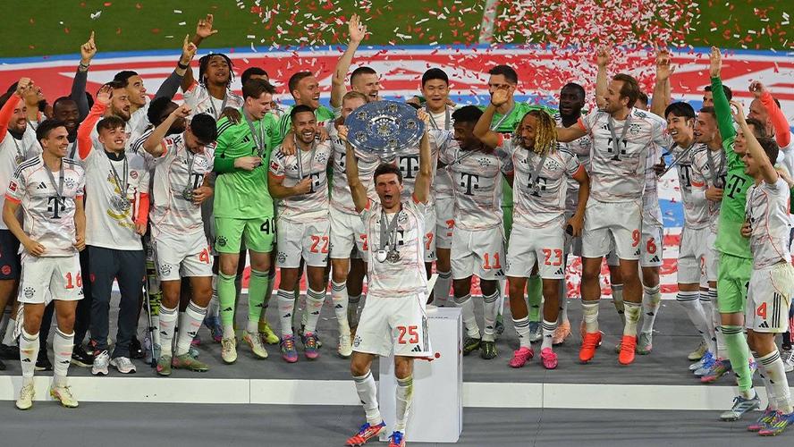 2射1传!路易斯-迪亚斯当选拜仁3-0法兰克福一役全场最佳
