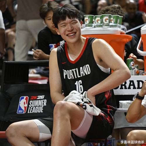 美媒:杨瀚森越来越适应了 他和夏普就像开拓者自己的申京和阿门