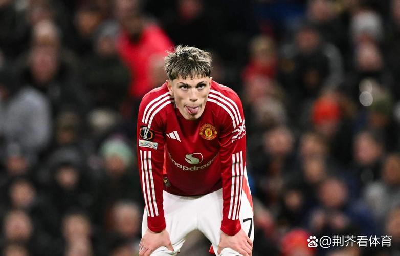 记者：托尼可能通过租借回英超来参加世界杯 热刺曼联可能考虑他