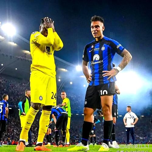 只是如果...邮报：2年前曼联曾可能租皮克福德 若有他则无奥纳纳