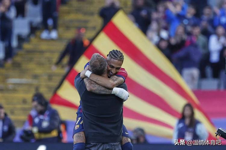 伤员回归！巴萨官方：费尔明和亚马尔随队参与今日合练