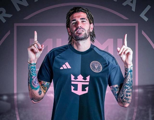 梅西回归!阿根廷vs波多黎各首发:德保罗、洛佩斯先发,麦卡出战