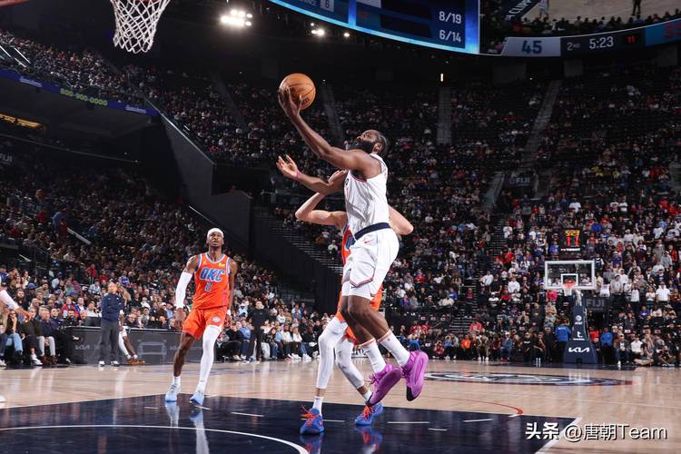 主力挖坑替补填！快船首发五虎正负值-6 保罗领衔替补阵正负值+14