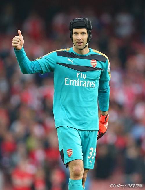 37岁纳因戈兰：我还想继续踢球，我知道退役了我会很想念足球