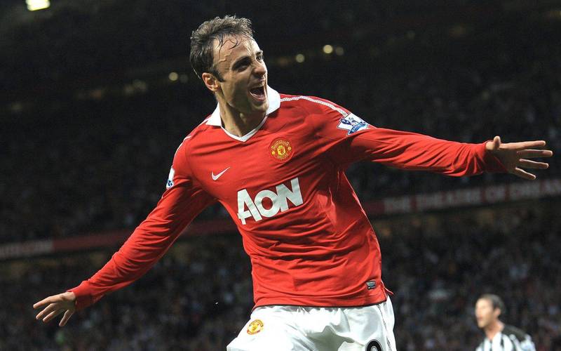 潇洒哥发威！10年英超，贝尔巴托夫帽子戏法，曼联3-2险胜利物浦