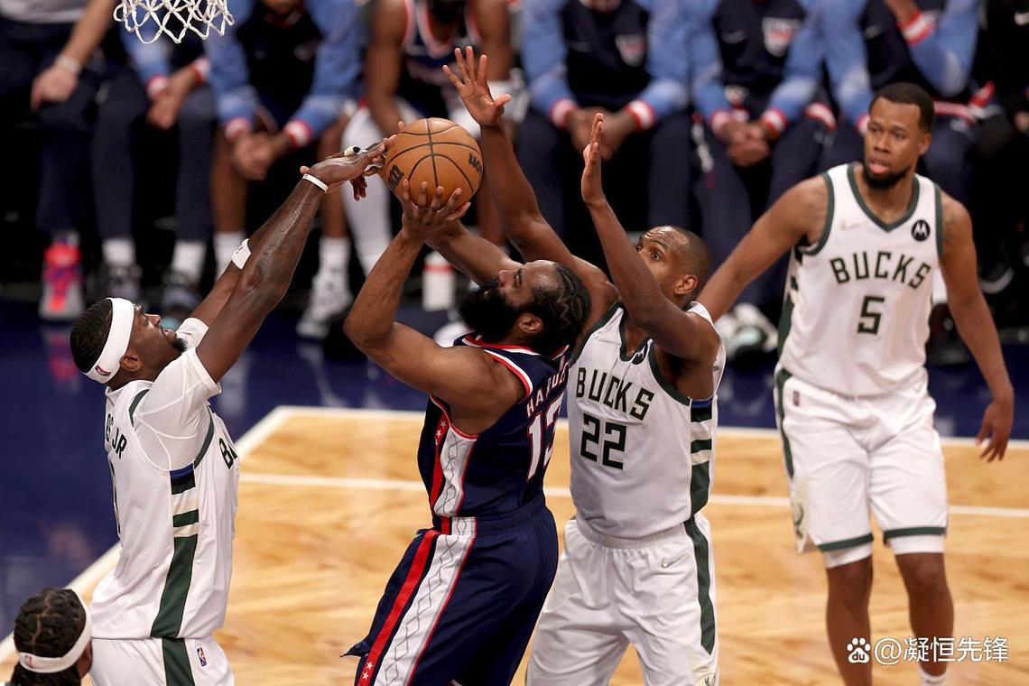 难救主！普尔14中5拿到全队最高22分 罚球9中9