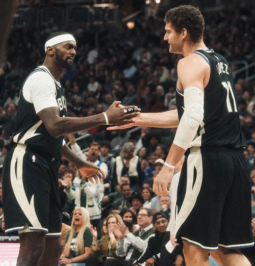 张佳玮：雄鹿像东部版森林狼火箭 字母哥是连续第八年的东部第1人