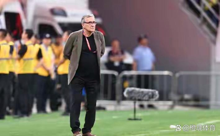 媒体人谈伊万退休：并非没作为，大胆启用年轻人助国足更新换代