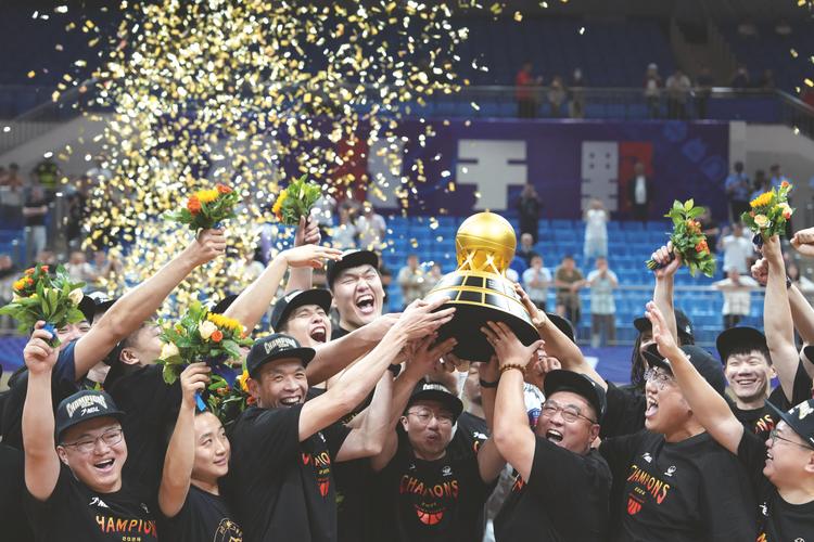 香港金牛三位球员将代表中国香港出战全运会 请大家到时多多支持