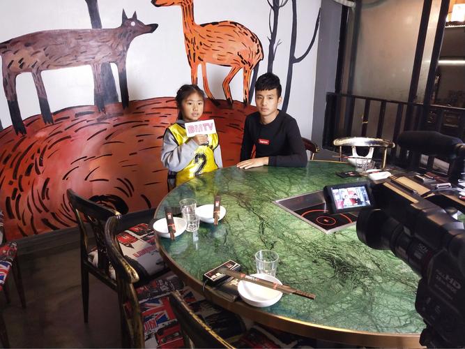 欢迎新援阿诺斯克入队！快来看看他是如何进行快问快答采访的吧！