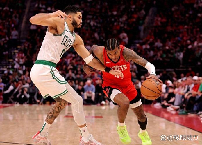 大胜绿军！火记：这是火箭队很久很久以来进攻表现最出色的一次