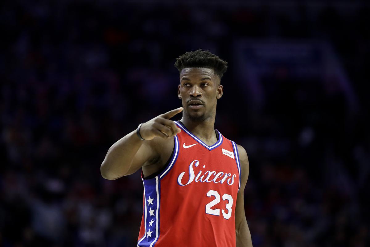 来真的?马奎特大学男篮官方晒P图:随时欢迎字母哥加盟!