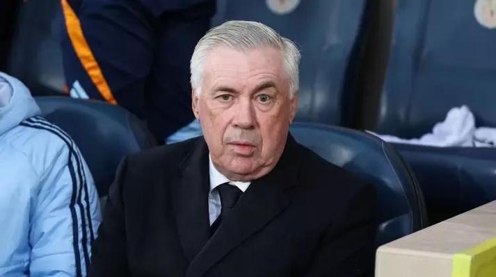 安帅：巴西近两次世界杯夺冠都有优秀前锋，但依赖的是坚固的防守