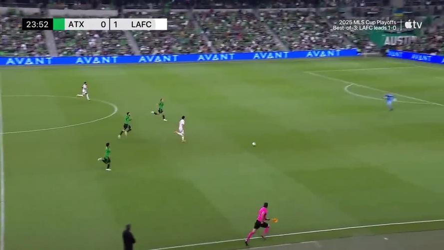 状态火热！爱尔兰前锋帕洛特近两场世预赛进5球，助球队进附加赛