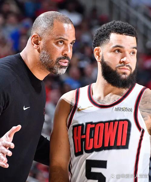 TA：贝林回归称不上完美但打下了基础；三后卫打法没有老阵型自如