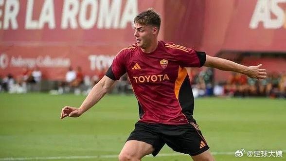 心系爱尔兰！埃文·弗格森在酒吧观战，见证球队神奇逆转匈牙利