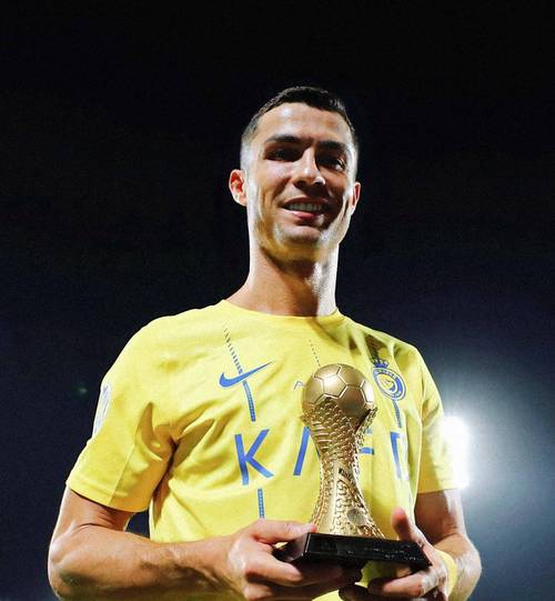 C罗暂缓禁赛确有依据！FIFA准则明确：纪律机构可决定是否缓期